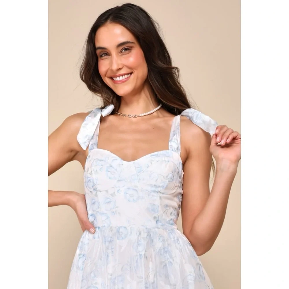 Lulus White Baby Blue Floral Burnout Tie-Strap Sweetheart Midi Dress Size M - Picture 2 of 7